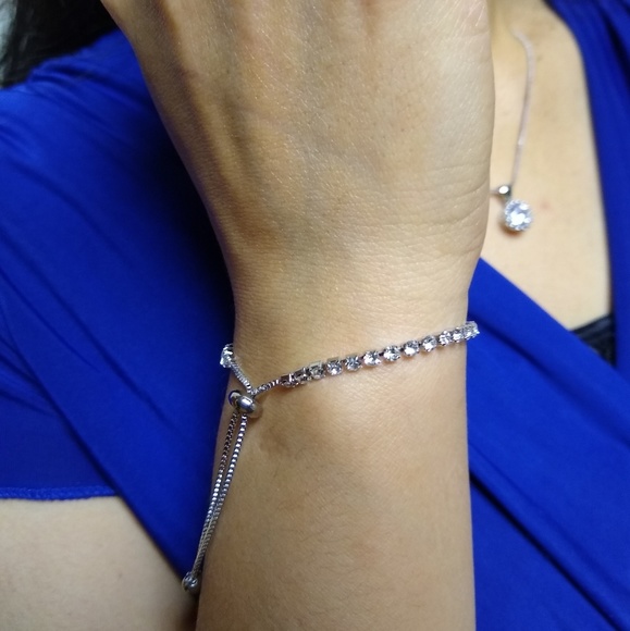 New White Adjustable Tennis Bracelet - Picture 2 of 2